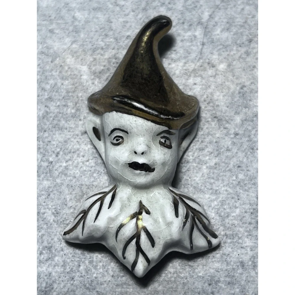 Holland‎ Mold Gold Pixie Elf Figural Brooch Vintage Pin Ceramic Signed